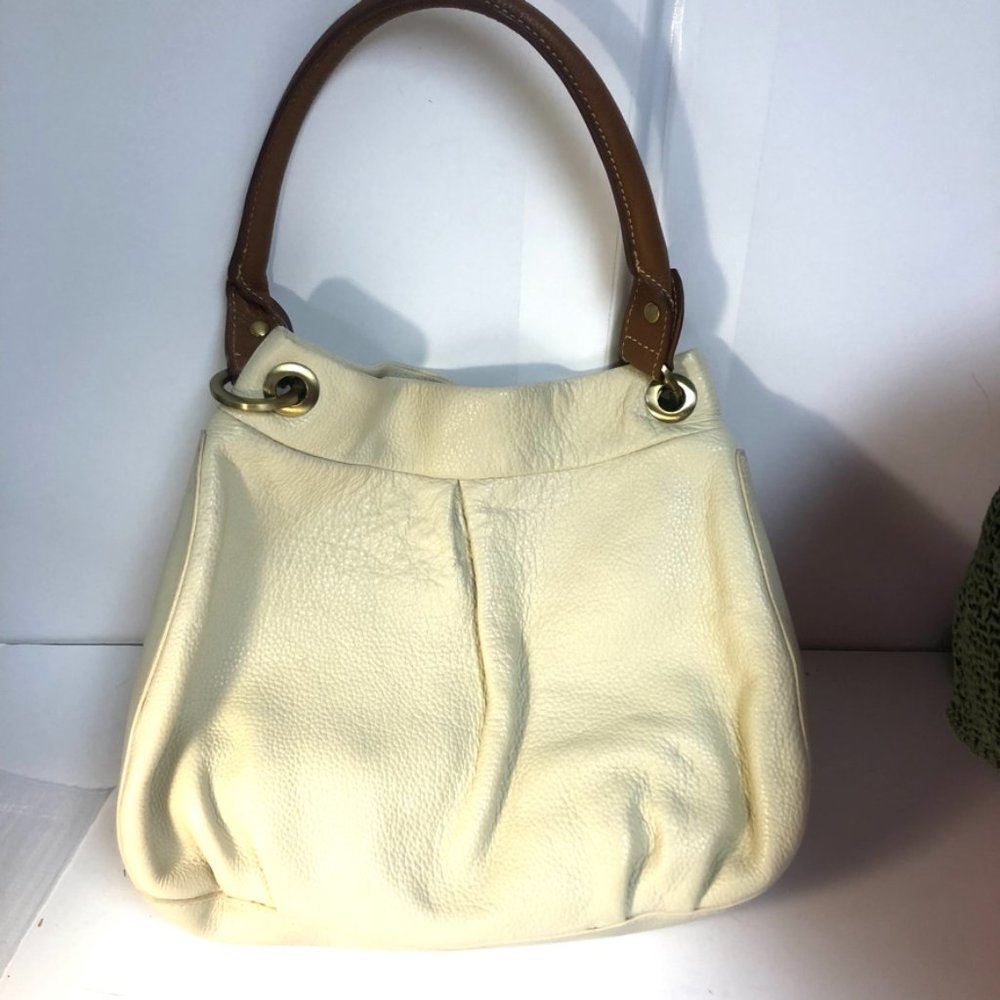 Women Goldwater Creek pebbled leather handbag , cream